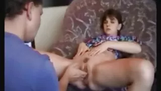 STP3 korkunç bir yaşlı anal porno 2020 adam nihayet, güzel bir genç kız!